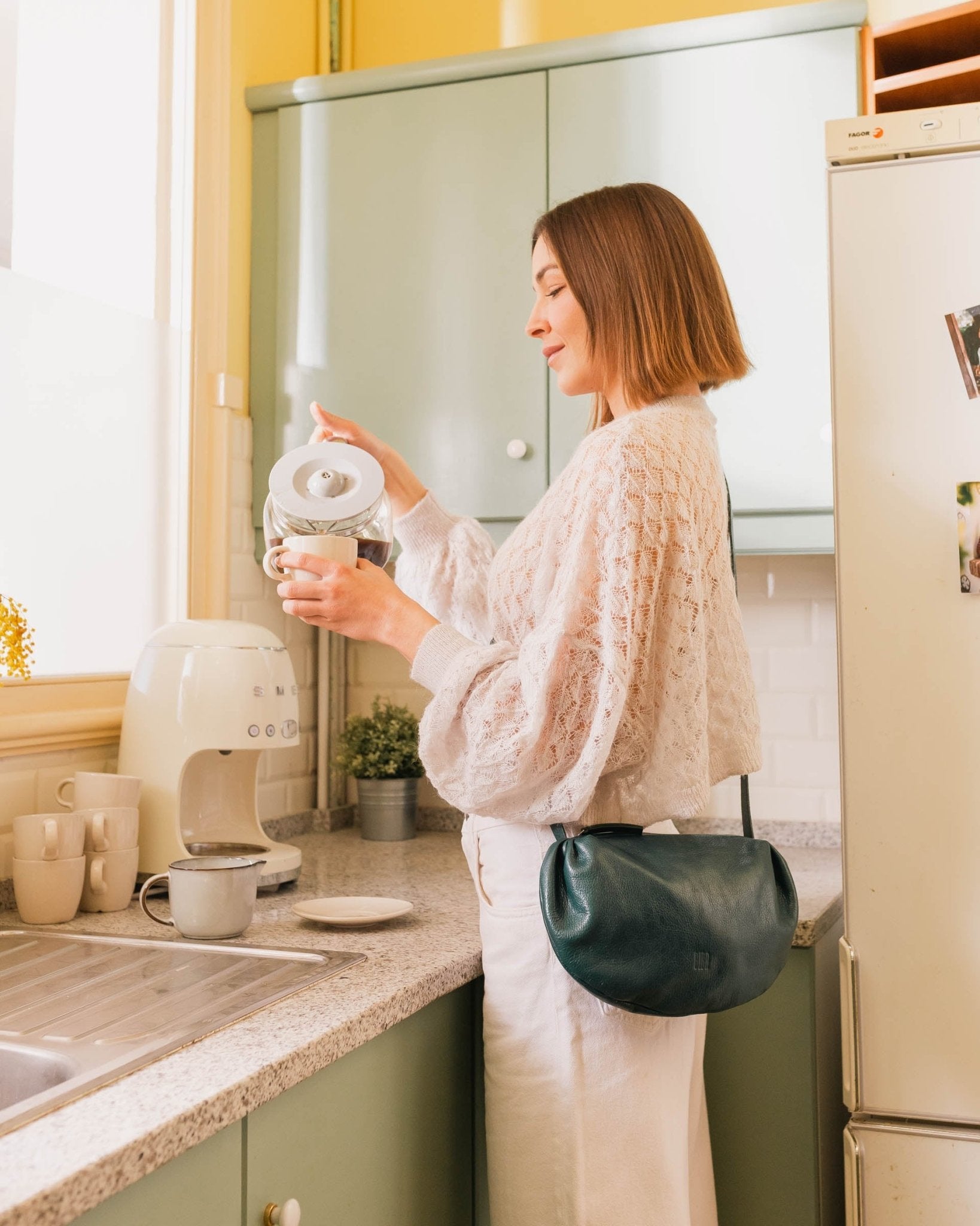 IRVINE - クロスバッグ - BIBA Japan